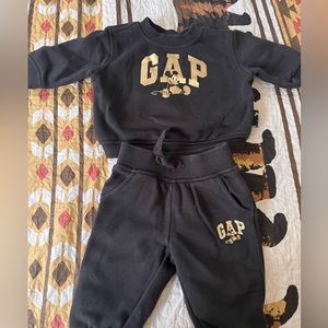 Disney baby gap metallic Mickey Mouse sweatpants set